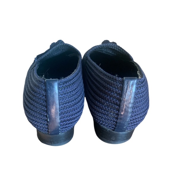 Stuart Weitzman Textured Navy Loafers with Tassels 6 - Picture 6 of 7